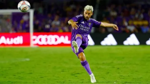 Antoine Griezmann firma doblete y lidera remontada del Orlando City