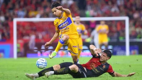 Atlas vs Tigres en vivo: Vargas se vuelve a poner la capa y rechaza el penal de Brunetta