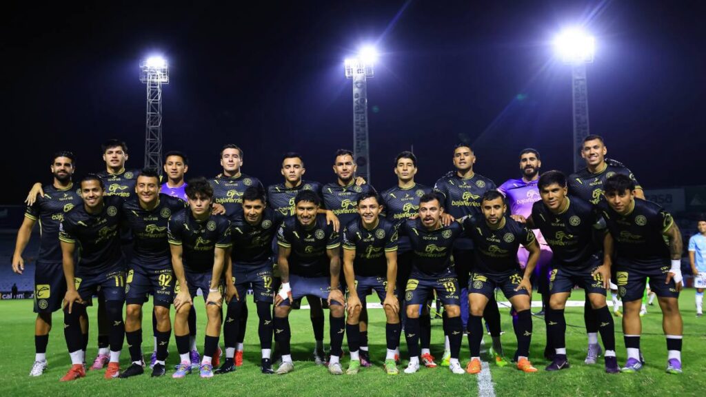 Atlético La Paz analiza ir al TAS tras desaparecer el ascenso en México.