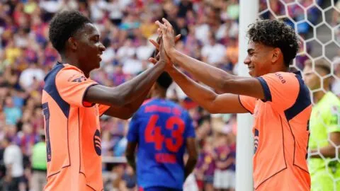 Barcelona golea al Basel con estrenos goleadores de Karim Adeyemi y Jesse Bisiwu