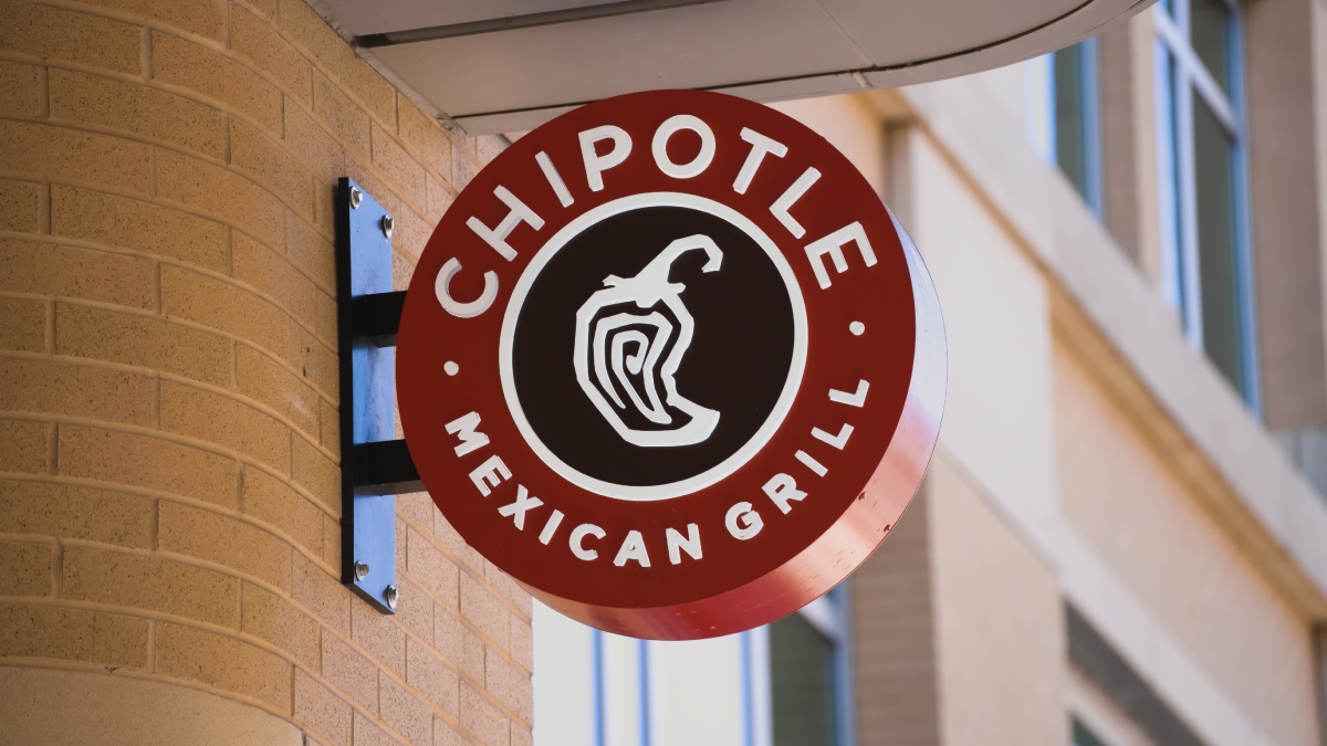 Chipotle Mexican Grill anunció el pasado martes la decisión de retirar sus jalapeños en más de 4 mil restaurantes.