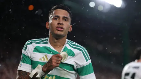 ¡Camilo Durán anda imparable! El colombiano aporta doblete de golazos para el Celtic en la UEFA Champions League