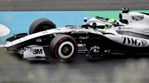 George Russell conquista la pole de la Sprint en Zandvoort; Checo Pérez largará 21°