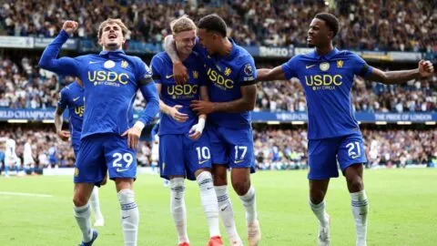 Chelsea mantiene el paso perfecto de Xabi Alonso con triunfo ante el Brighton