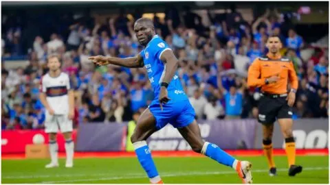 Cruz Azul no logra destrabar el caso migratorio de Christian Ebere y afrontará la Leagues Cup sin el nigeriano