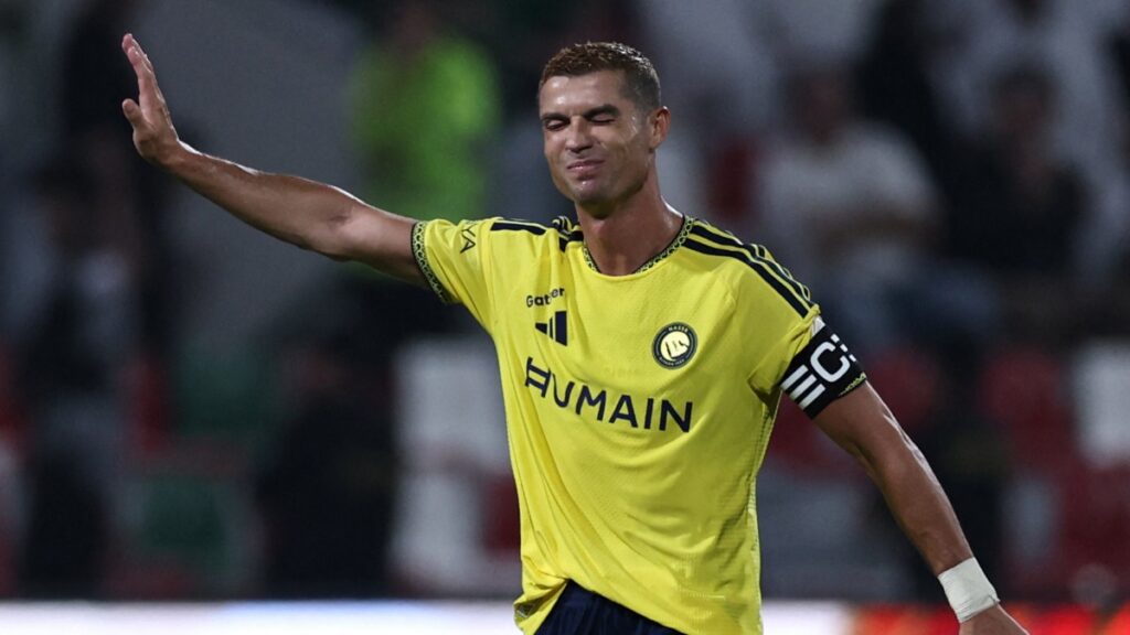 Cristiano sale molesto del campo con el Al Nassr | REUTERS/Hamad I Mohammed