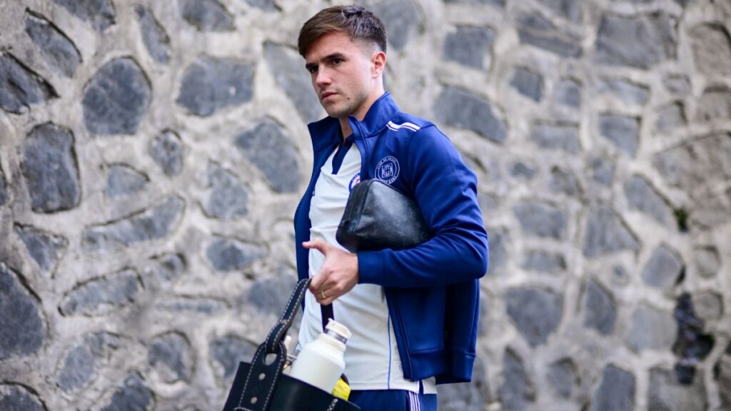 Cruz Azul perfila su alineación ante Atlas