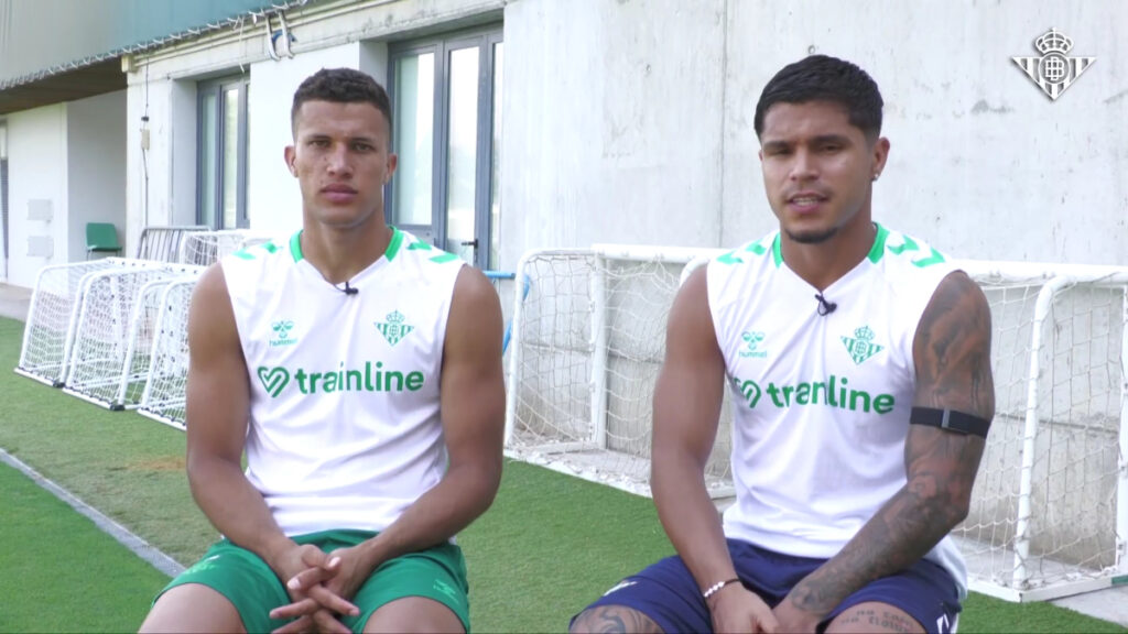 Cucho Hernandez Y Nelson Deossa