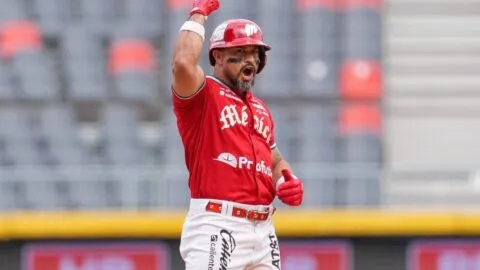 ¡Remontada de siete carreras! Diablos Rojos se lleva el Juego 1 ante Oaxaca