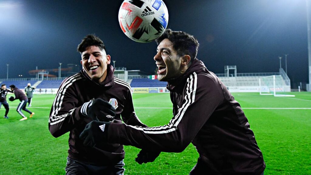 Edson Álvarez y Raúl Jiménez apuntan al ascenso: Opta los pone entre los favoritos