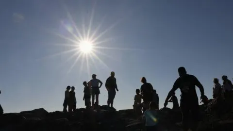 Eclipse Solar en vivo: ¿A qué hora es y dónde ver la transmisión en directo este 12 de agosto?