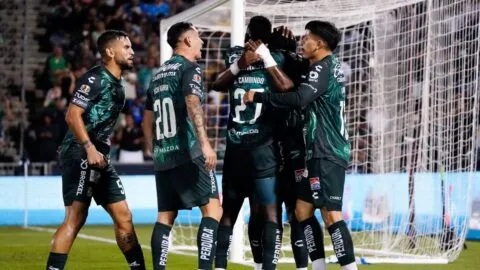 León vs Real Salt Lake, en vivo: ¡¡¡Zarpazo mortal!!! Díber Cambindo marca doblete y pone el tercero de la noche
