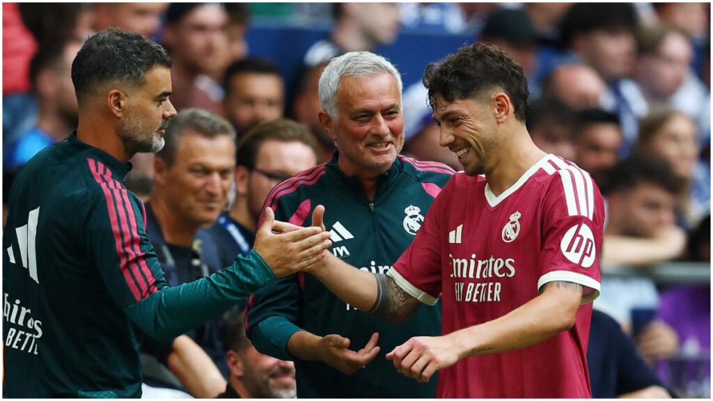 José Mourinho y Federico Valverde en el Real Madrid | Reuters