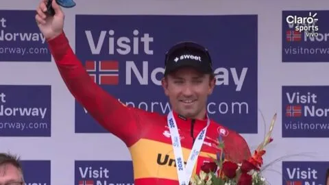 Erlend Blikra gana la etapa 2 de la Arctic Race of Norway 2026; Lonardi resiste como líder