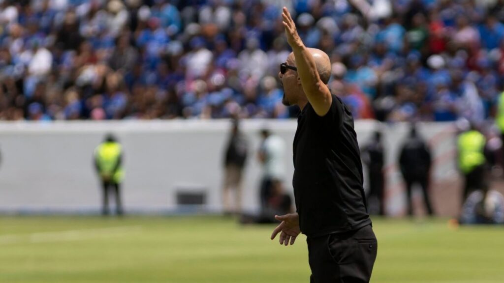 Comunicaciones perdió en el clásico ante Municipal | @CremasOficial