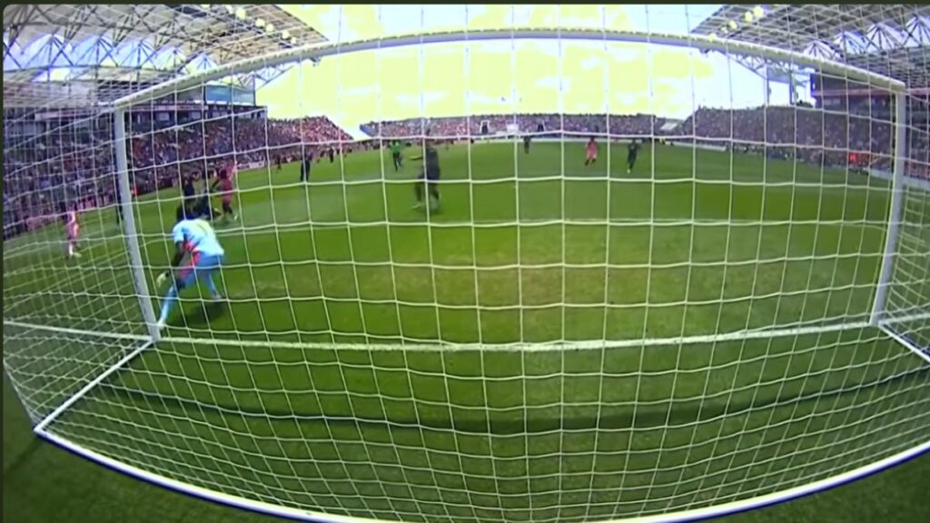 Nordi Mukiele anotó el único gol en la victoria de Sunderland ante Wrexham. El club galés no pudo revertir el marcador en EE. UU.