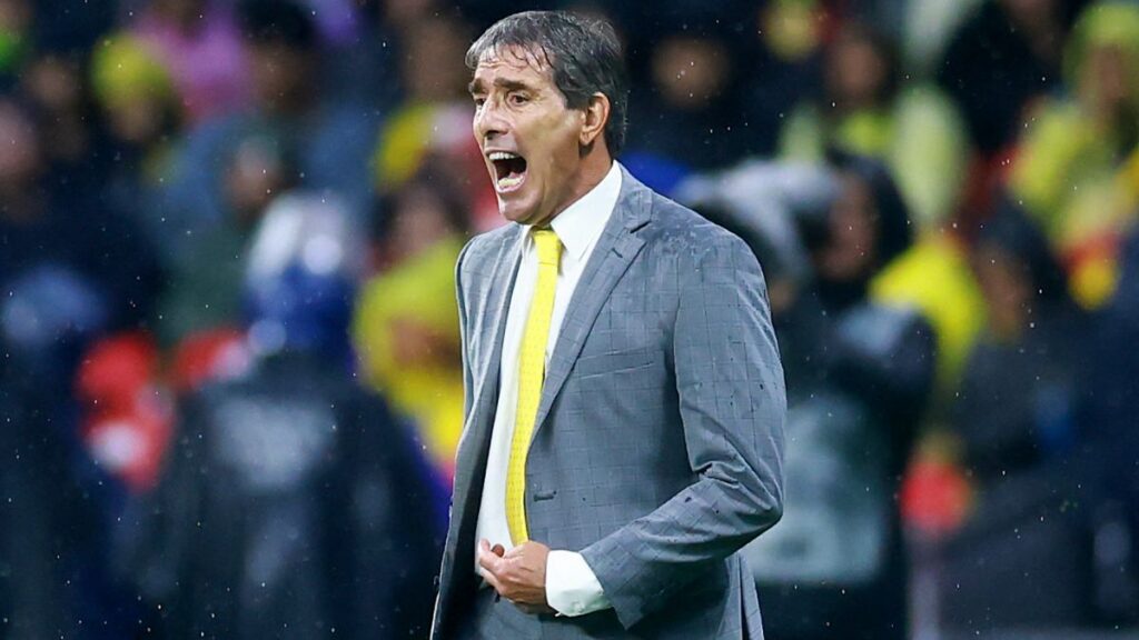 Almada firma un gran inicio en América
