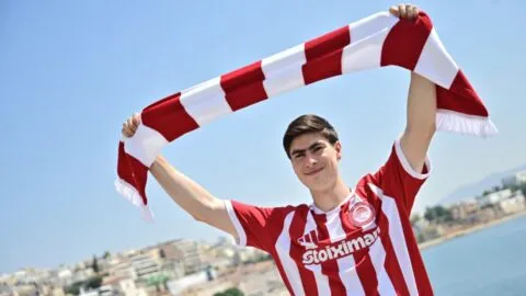 La Hormiga González se ilusiona con Olympiacos: “Espero llenar esta historia de títulos y goles”