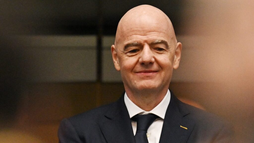 FA y Gales retiran su apoyo a Gianni Infantino