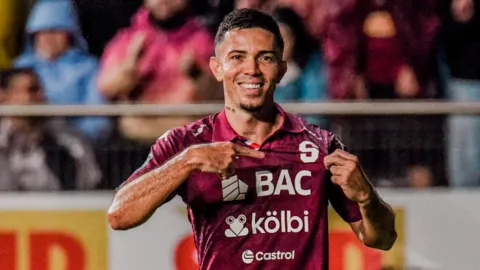 Saprissa confirma la salida de Jefferson Brenes: jugará en una liga exótica