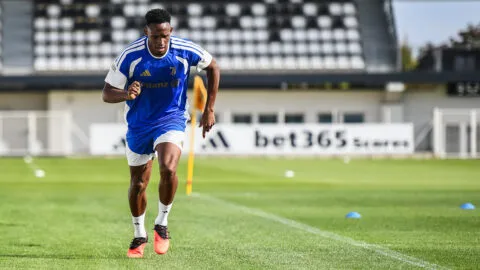 Oficial: Jhon Lucumí cambia de aires y ficha por la Juventus