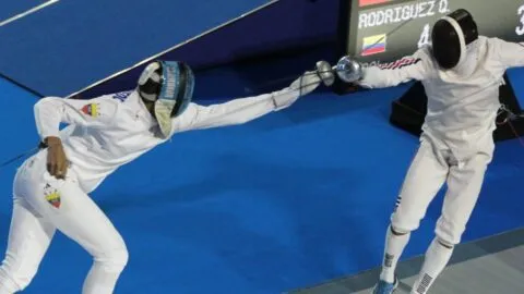 John Rodríguez se impone en la final de esgrima y logra un triunfo dorado en Santo Domingo 2026