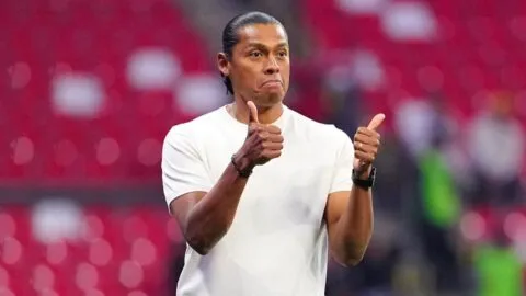 Joel Huiqui espera una pronta decisión sobre el futuro de Erik Lira: “Se resolverá en estos días”
