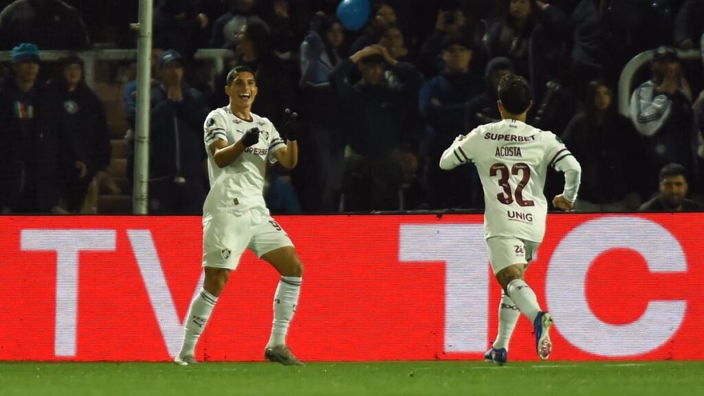 Kevin Serna fue la figura de Fluminense