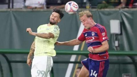 Kristoffer Velde explota por la invasión americanista en Portland: “Una mierda, nunca vi algo así”
