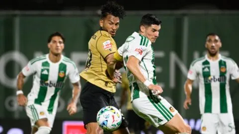 Luis Javier Suárez pisa fuerte en el Sporting de Lisboa: tres goles en dos partidos