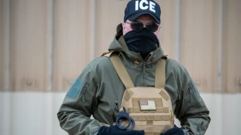La iniciativa de los maestros de Los Ángeles para combatir a ICE