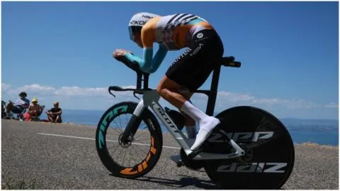 ¿Competencia interna para Isaac del Toro? UAE Team Emirates-XRG anuncia su nuevo fichaje para 2027