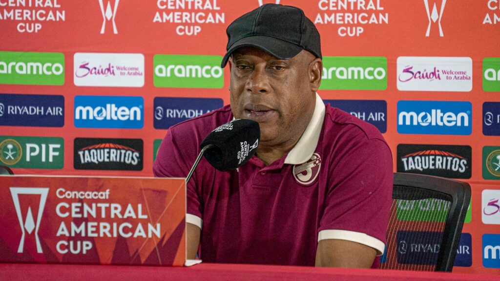 Hernán Medford se ilusiona con el Saprissa | @SaprissaOficial