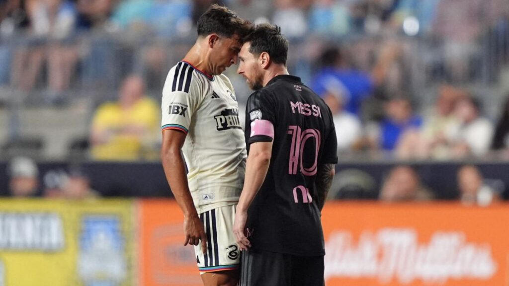 Messi sancionado con multa tras roce con Quinn Sulivan