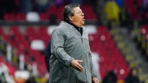 Miguel Herrera explota contra el arbitraje tras el empate de Atlante: “Que el criterio sea parejo”