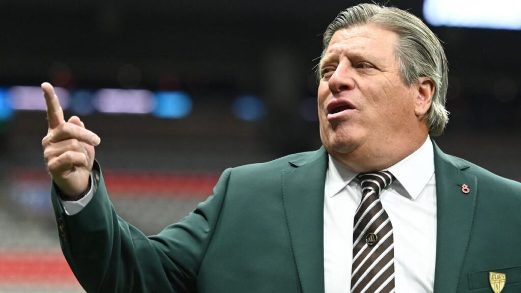 Miguel Herrera en partido con el Atlante en la Leagues Cup