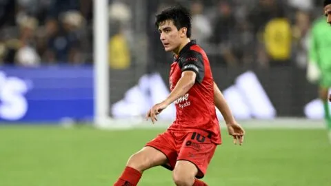 Gilberto Mora viviría sus últimos partidos con Xolos; Toño Rodríguez confirma que su salida está cerca