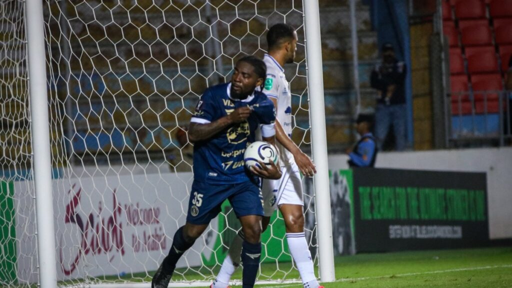 Motagua y Cartaginés igualaron en Honduras | @MOTAGUAcom
