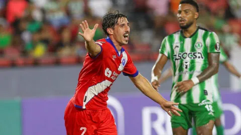 Olimpia vence a Alianza y asegura su clasificación a los cuartos de la Copa Centroamericana