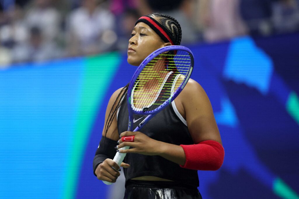 Osaka mezcla tenis, moda y cultura NBA