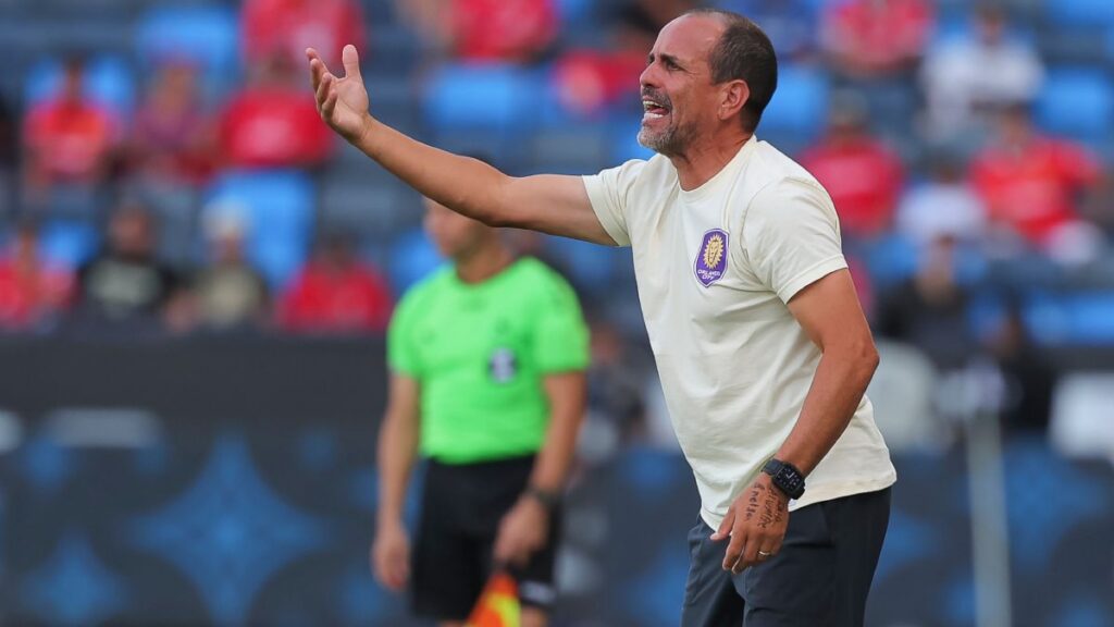 Óscar Pareja en el radar de Tigres