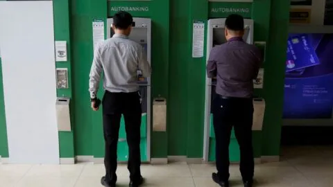 Aguinaldo ISSSTE 2026: ¿Cuándo cae el primer pago a pensionados?