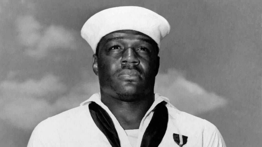 Cambio nombre portaaviones Doris Miller