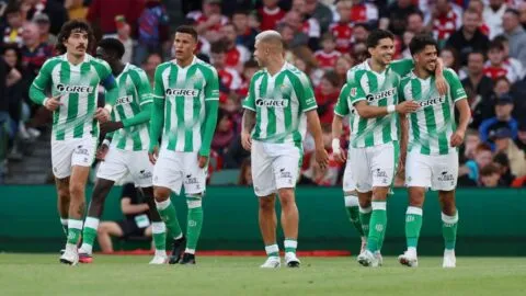 ¡Con goleada! Levante acaba con el invicto del Betis en LaLiga; Álvaro Fidalgo se queda en la banca