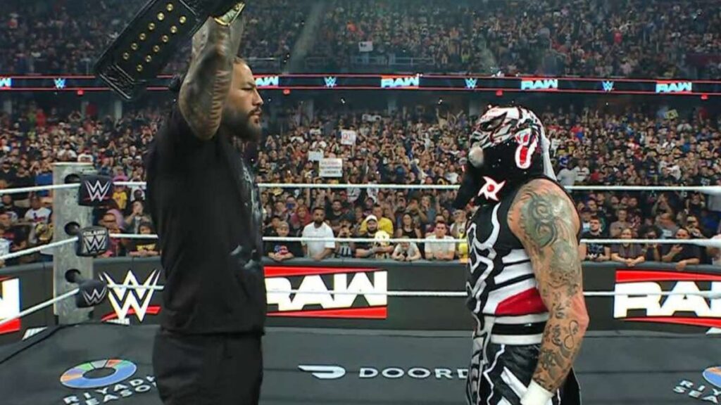 Penta vence a Rey Fénix y va por Roman Reigns en Ciudad de México