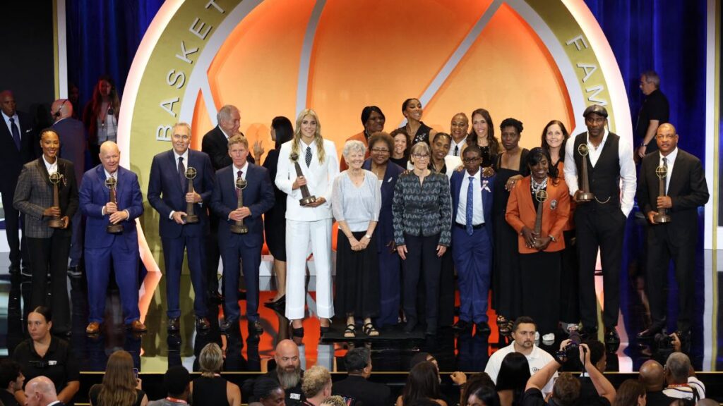 Candace Parker, Doc Rivers y Elena Delle Donne encabezan la clase 2026 del Salón de la Fama