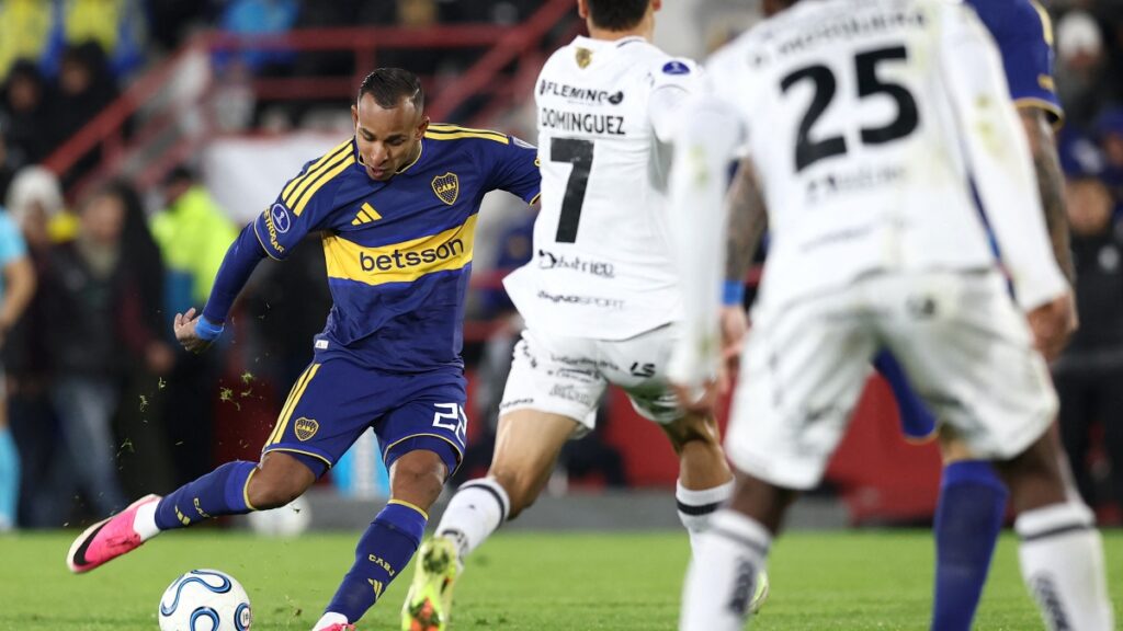 Sebastián Villa