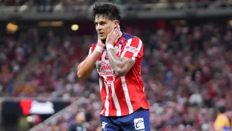 Sergio Aguayo dejaría Chivas para firmar con Deportes Tolima de Colombia