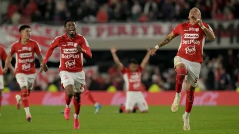 ¡Santa Fe elimina a River Plate en los penales y avanza en la Copa Sudamericana!