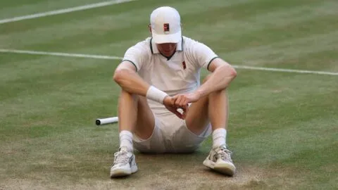 Jannik Sinner se baja del Masters 1000 de Cincinnati por lesión